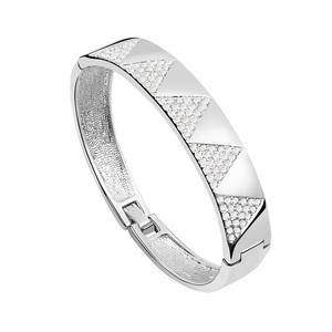  White gold plated bangle with white Austrian crystal