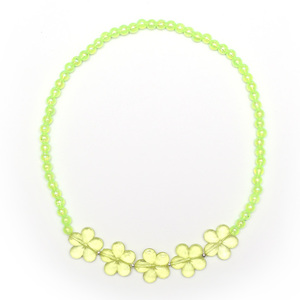 Gelb-grüne Kinderhalskette mit Perlen und Blumen aus Acryl