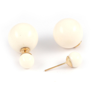 Light goldenrod yellow resin bead double sided ear studs