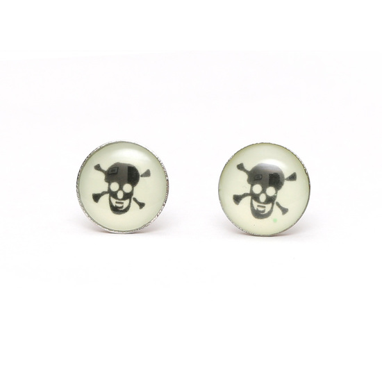 Stainless steel luminous round stud earrings with skull and crossbones pattern