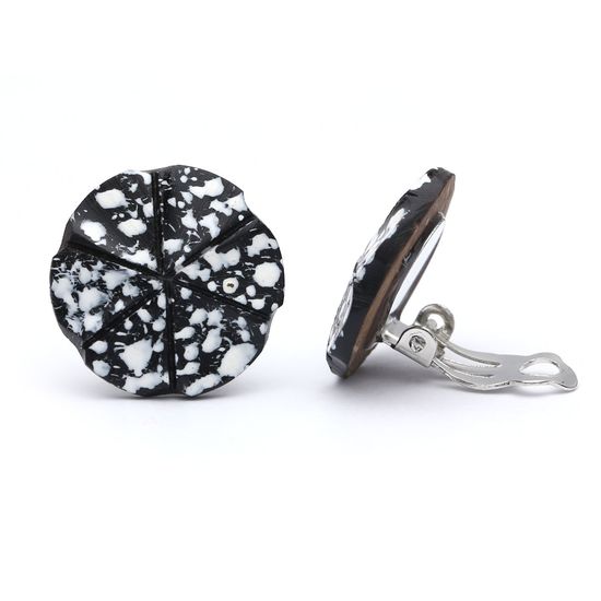 Black and White Scattered Coconut Shell Button...