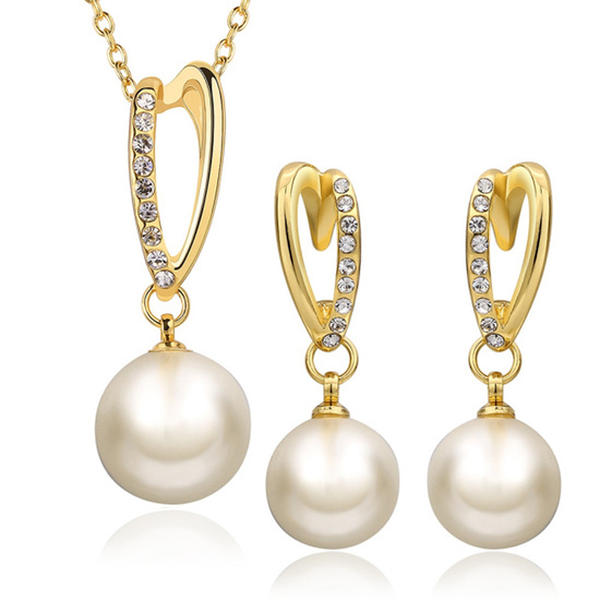 18ct gold plated with cubic zirconia and simulated pearl earrings and necklace jewellery set