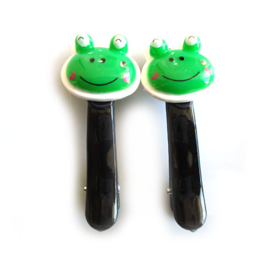 Green Frogs on Black Clips (Pair)