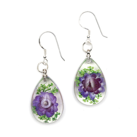 Purple pressed flower in clear resin teardrop dangle earrings