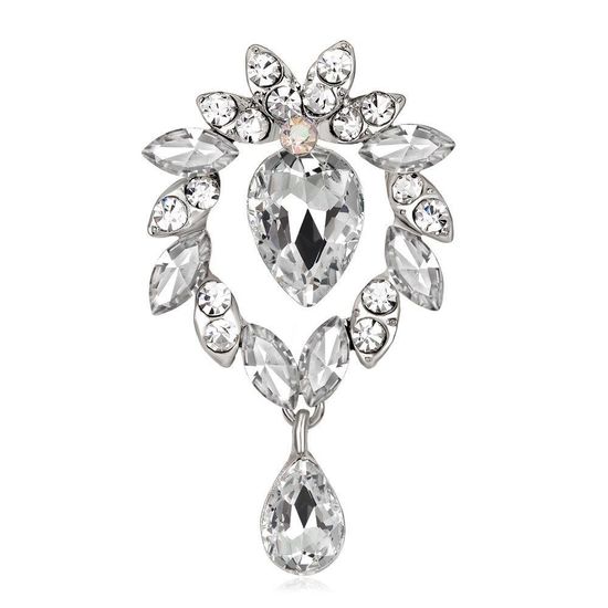 Teardrop Diamante Crystal Wreath