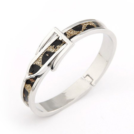 Exquisite silver tone leopard pattern belt fastener bangle