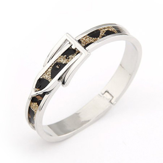 Exquisite silver tone leopard pattern belt fastener...