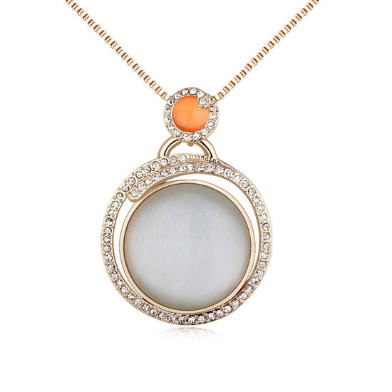 Gold-plated necklace with round opal pendant