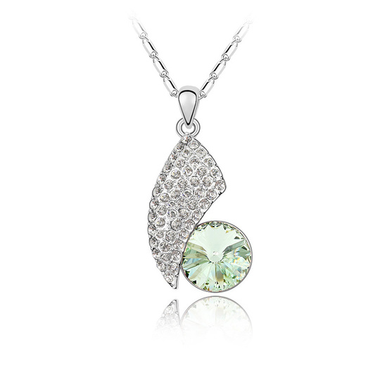 Elegant green round Austrian Crystal with CZ pave tusk Gold-plated pendant necklace