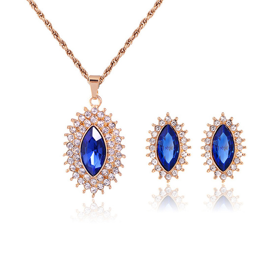 Elegant blue cyrstal and CZ oval shape pendant necklace and stud earrings jewellery set