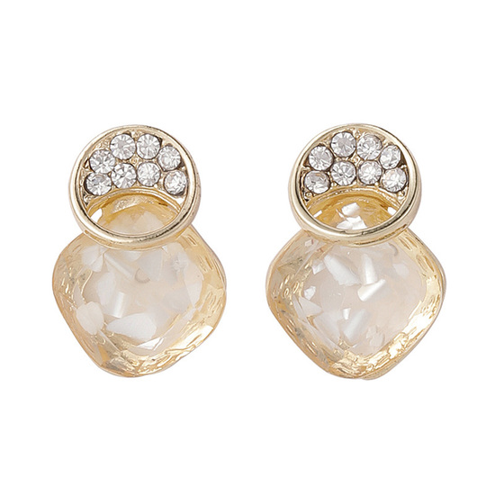 Crystal Round and Diamond-Shaped Acrylic Stud...