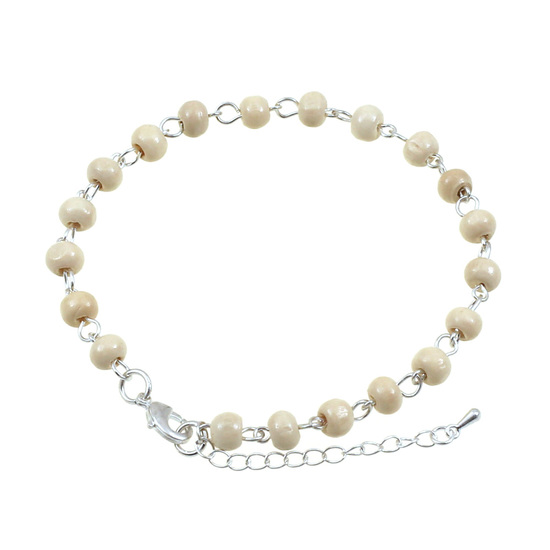 White wooden beads anklet