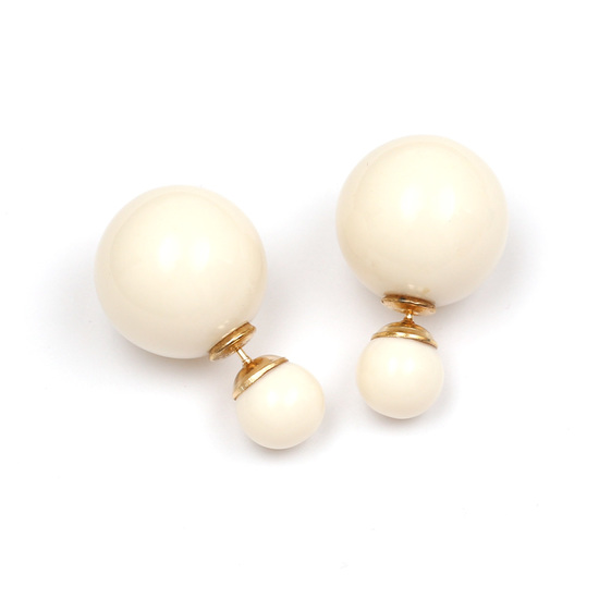 Double sided white resin ball ear studs