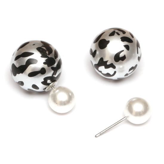 White resin bead with leopard printed stainless steel double sided ear studs